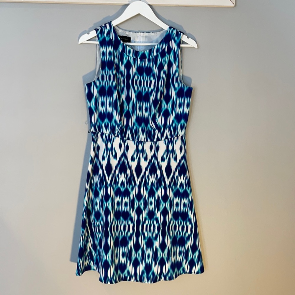 Size 8 Sleeveless A-line Dress with Pockets